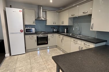 3 Sorrel Bank, Langworthy, Salford - Image 2